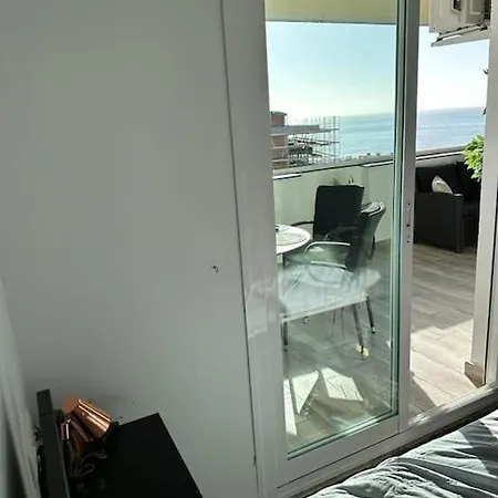Vcs Carvajal - Modern And Cozy Close To The Beach! Apartment