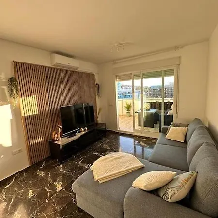 Apartment Vcs Carvajal - Modern And Cozy Close To The Beach!